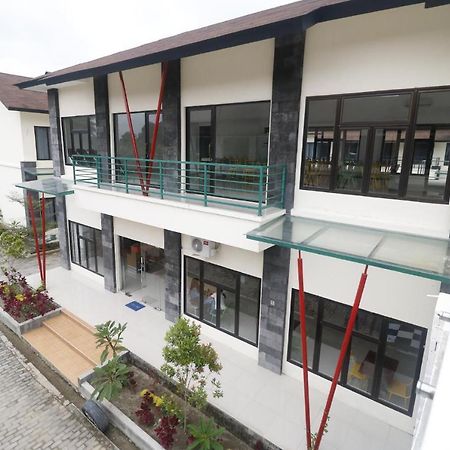 Reddoorz Plus Near Kualanamu Airport Medan Extérieur photo