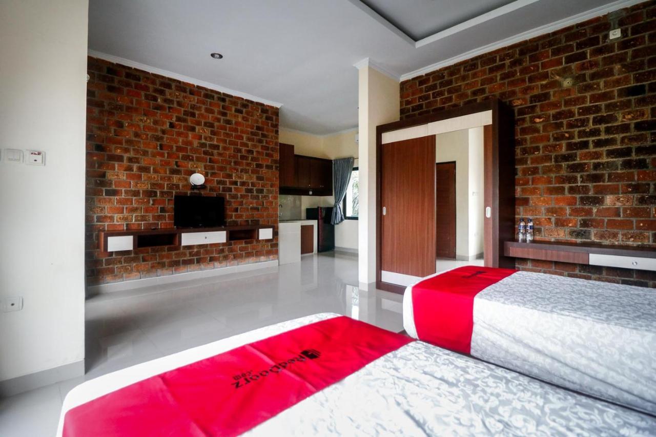 Reddoorz Plus Near Kualanamu Airport Medan Extérieur photo