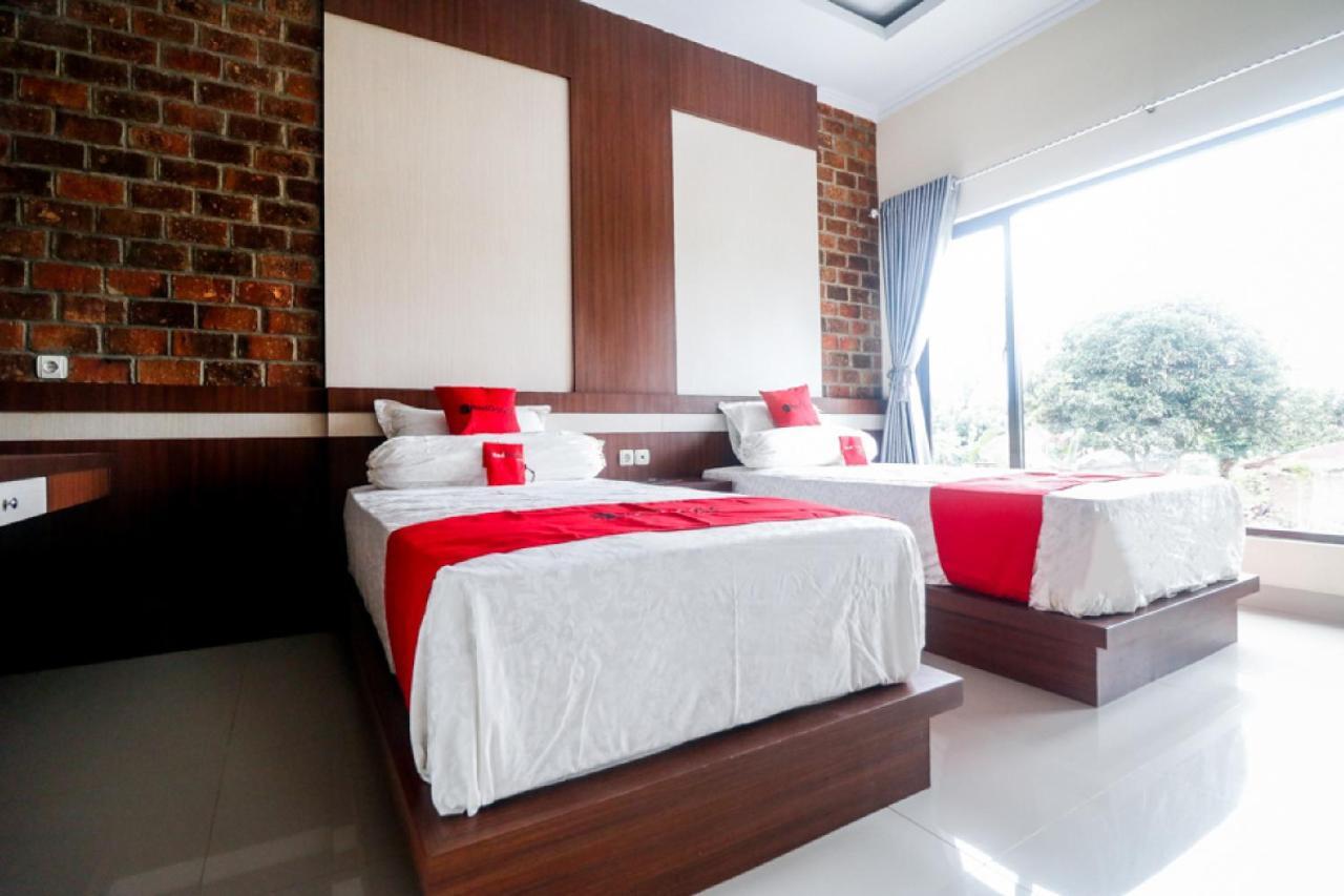 Reddoorz Plus Near Kualanamu Airport Medan Extérieur photo